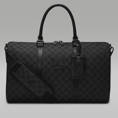 NIKE公式】ジョーダン モノグラム ダッフル (25L) ダッフルバッグ.オンラインストア (通販サイト)